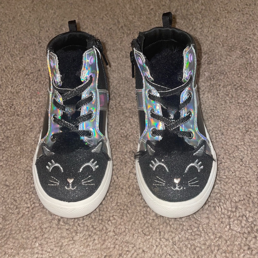 Girls cat sneakers
